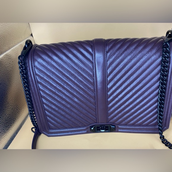 Rebecca Minkoff
Chevron Quilted Jumbo Love Crossbody - Picture 4 of 11